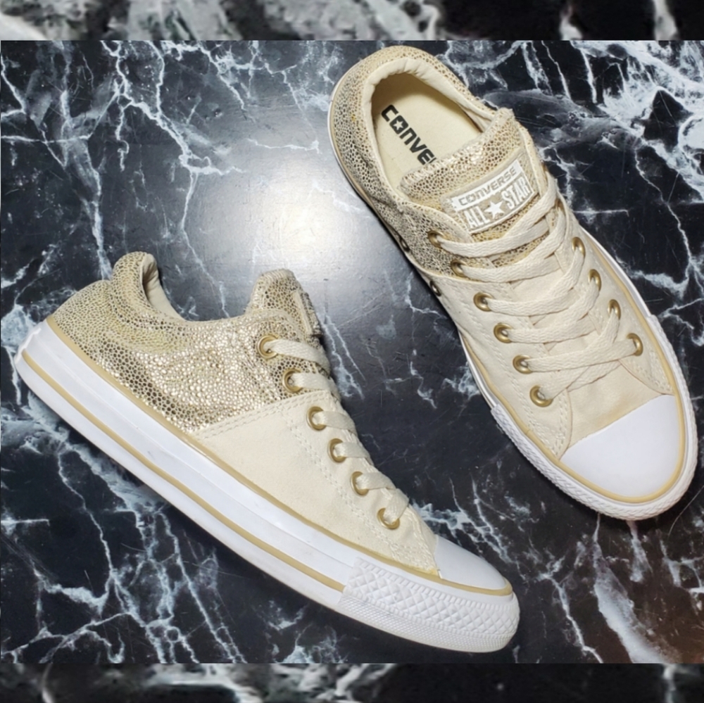 Converse All Star Sneakers